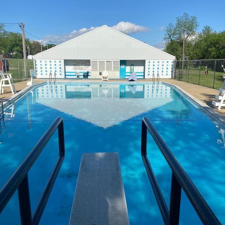 Mount Carroll Community Swimming Pool